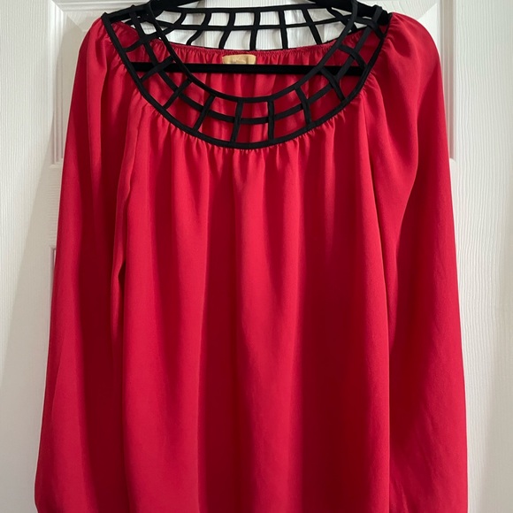 Tahara Womens Red Long Sleeve Blouse size M - Picture 2 of 4